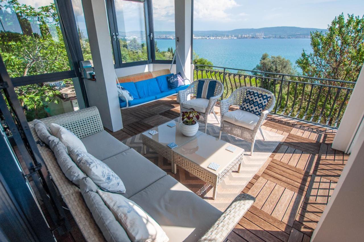 Sea View Apartments Debeli Rtic Ankaran Exterior photo
